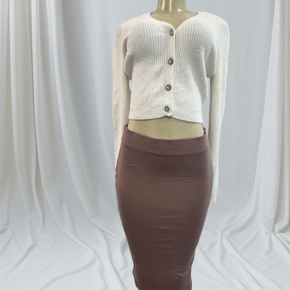 Pencil Midi Skirt for Work or casual occasions.